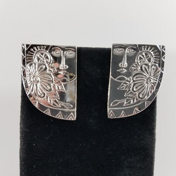 Vintage Laurel Burch Blossoming Woman Earrings, Rhodium Plated, 1990s - Picture 4 of 10